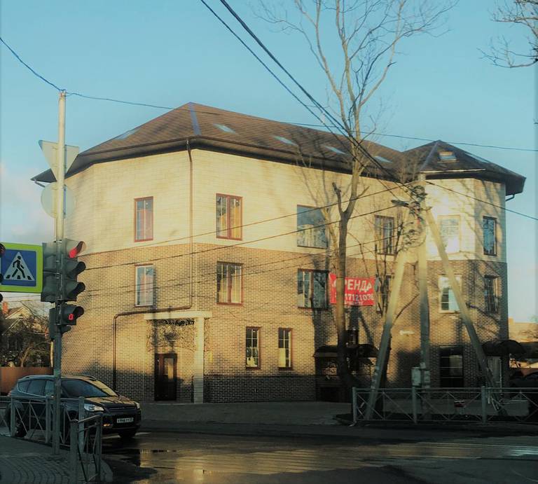 Maziiz Hotel