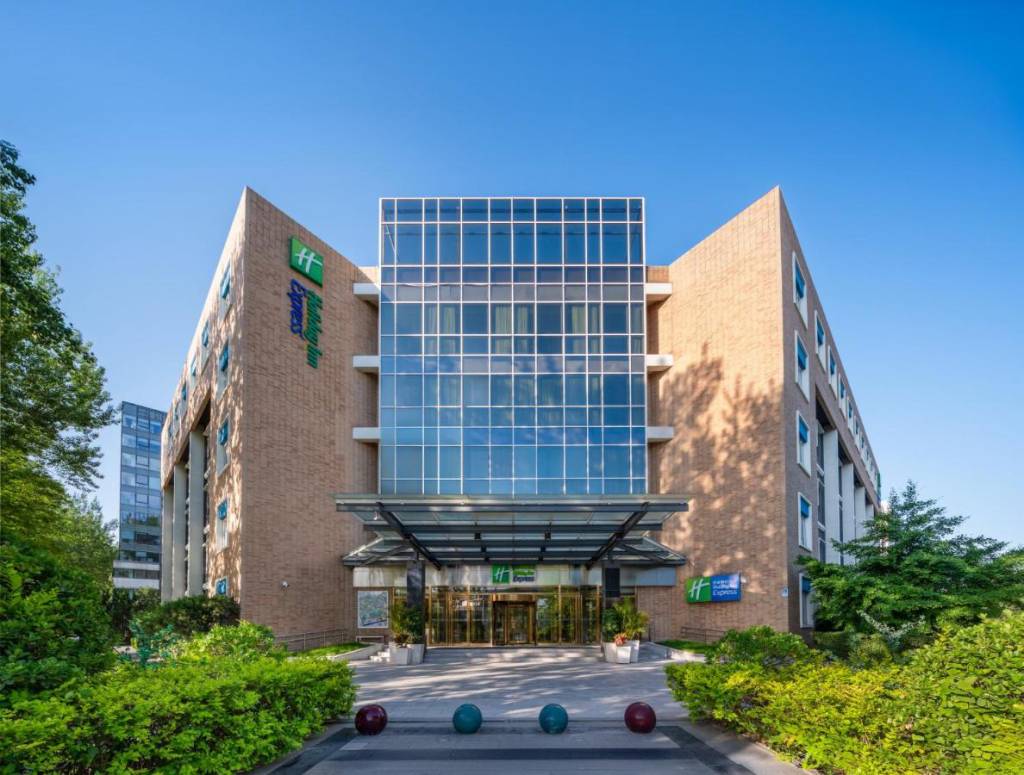 Holiday Inn Express Shangdi Beijing 4*