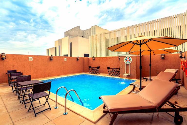 Al Liwan Suites Rawdat Al Khail