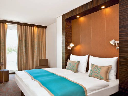 Motel One Salzburg-Sud