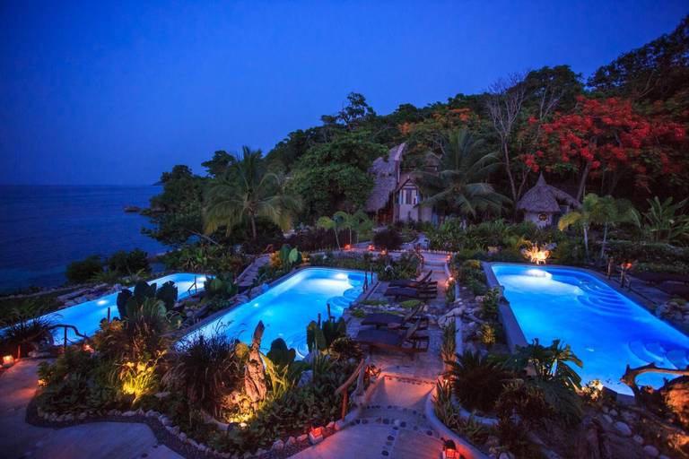Hermosa Cove - Jamaica's Villa Resort