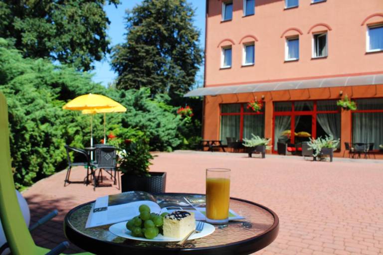 Garden Park Hotel