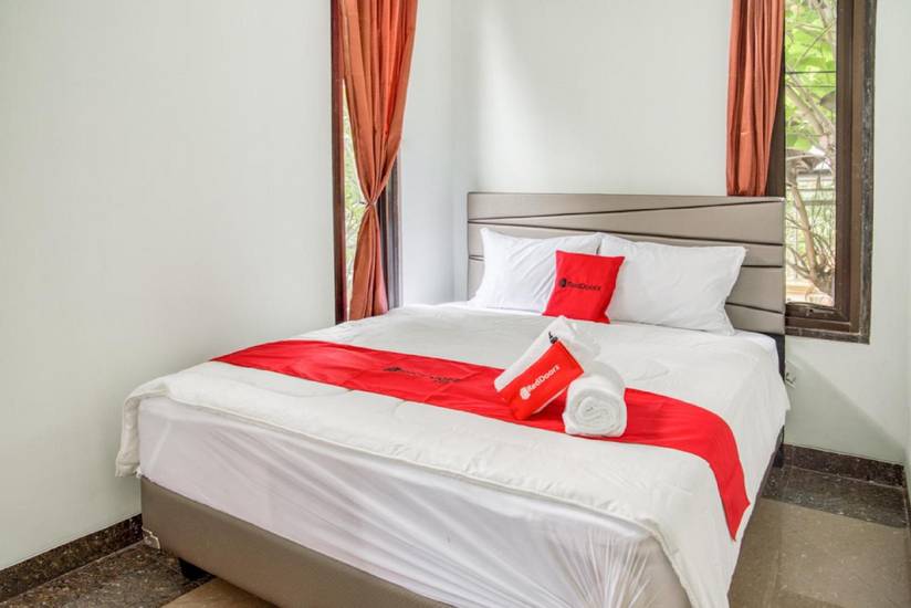 RedDoorz near Taman Mini Jakarta Индонезия, Джакарта
