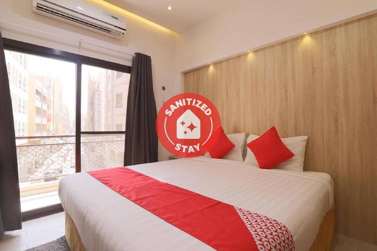 OYO 314 24 Gold Hotel