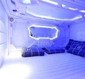 Spacepod lavender в Сингапуре