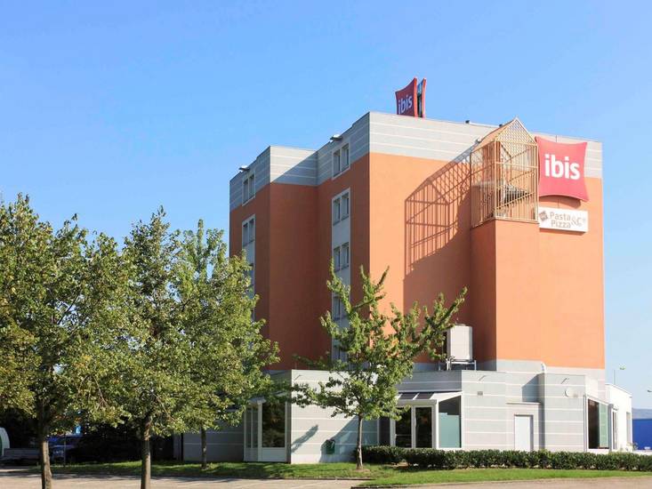 ibis Lyon Sud Chasse Sur Rhone 3* Франция, Лан