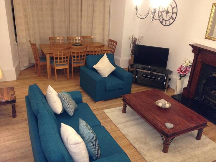Queen Margaret Apartment 4* Великобритания, Глазго
