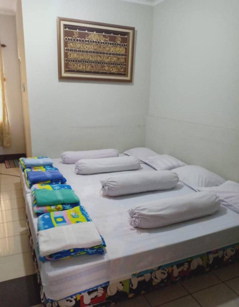 Eline Guesthouse