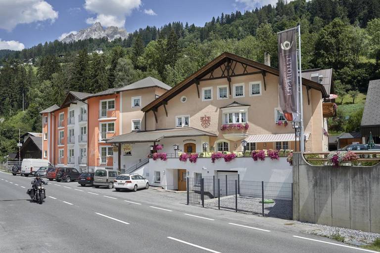 Posthotel Strengen