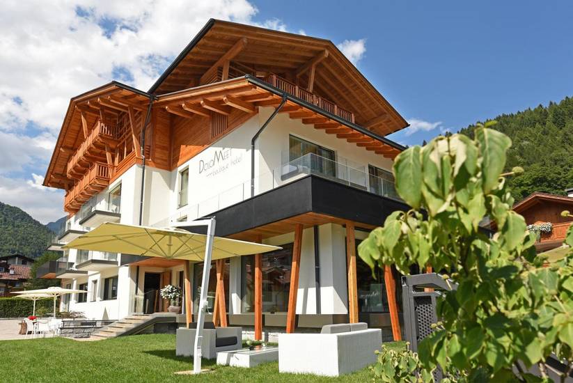 Dolomeet Boutique Hotel 4* Италия, Мадонна ди Кампильо