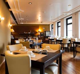 City Hotel Tilburg в Тилбурге