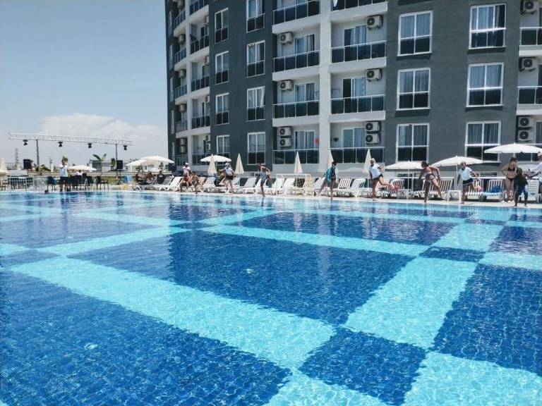 Attalos Smart Lara Star Hotel