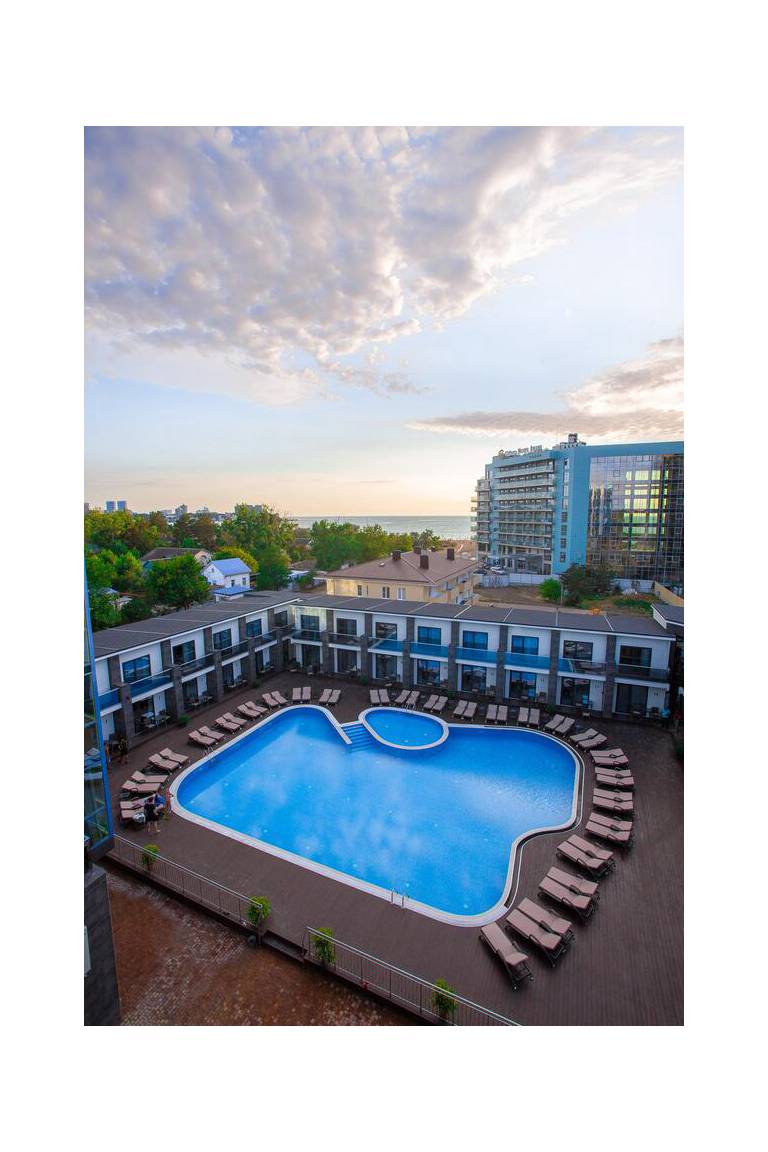 Grand Sapphire Village