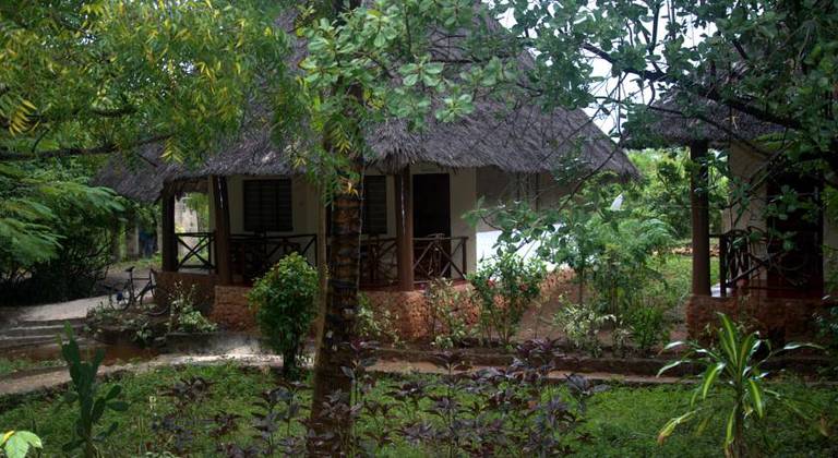 Baraka Aquarium Bungalows