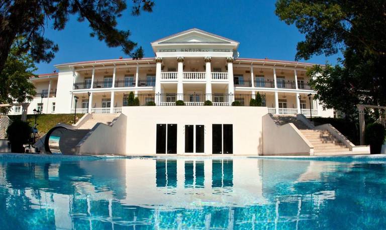 Imperial Hotel & Champagne SPA