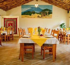 Meru View Lodge  в Аруше