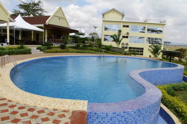 A1 Hotel And Resort
