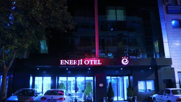Enerji Hotel