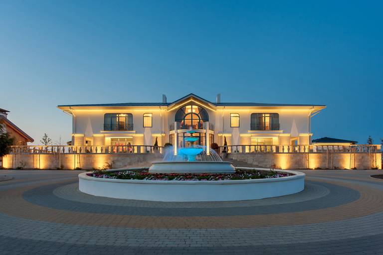 Villa Romanov Wine Club & SPA