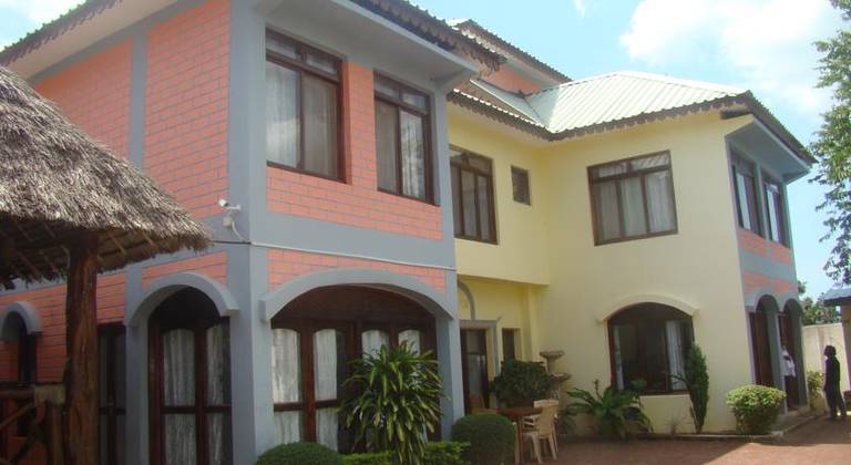 Nungwi Mountain Lodge Hotel