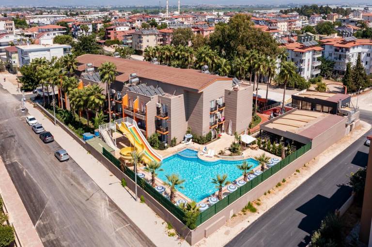 Dionisus Hotel