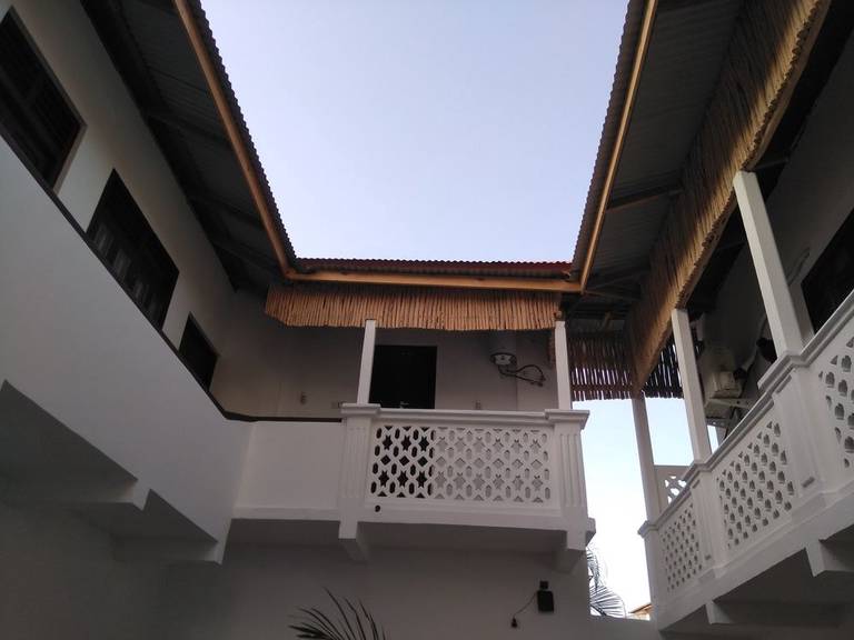 Zlife Hostel