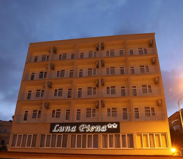 Luna Piena Hotel 2* Турция, Мерсин
