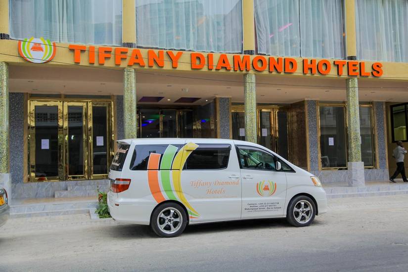 Tiffany Diamond Hotel Makunganya Street 4* Танзания, Дар Эс Салам