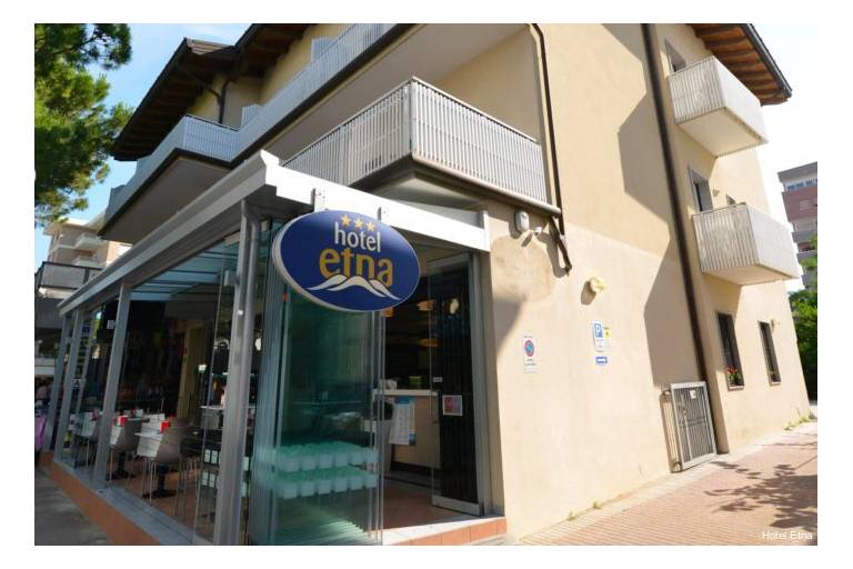 Hotel Etna