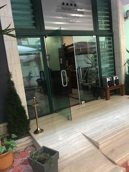 Western Star Hotel 4* Албания, Дуррес