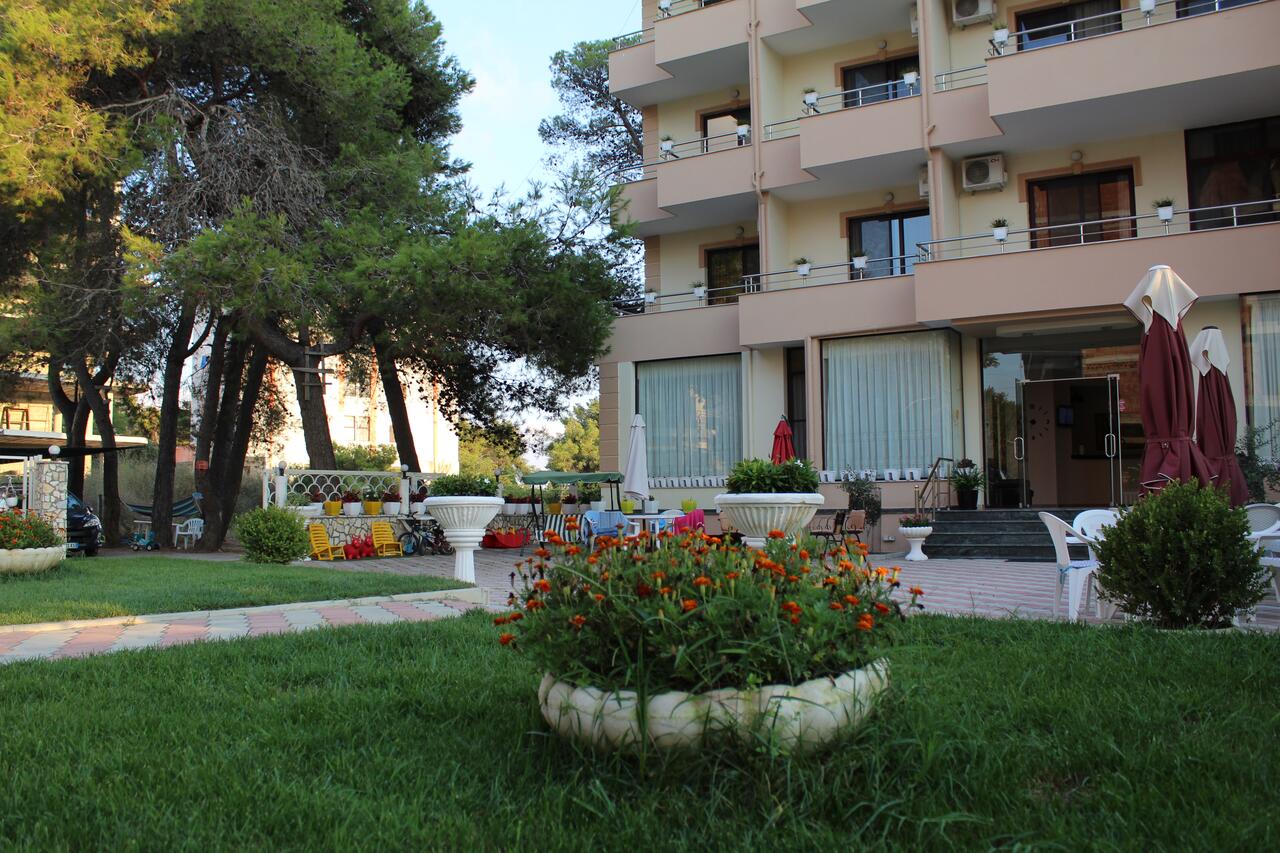 Hotel Villa Aljor, Golem