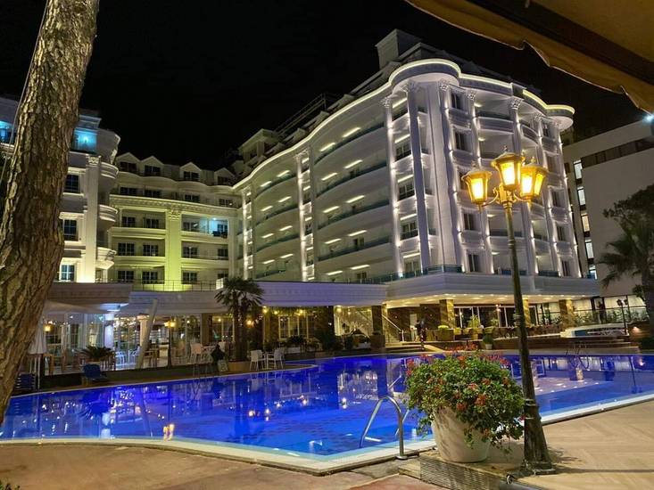 Fafa Premium Hotel 4* Албания, Дуррес