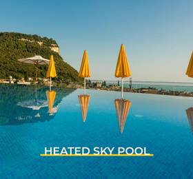 Sky Pool Hotel Sole Garda в озере Гарда