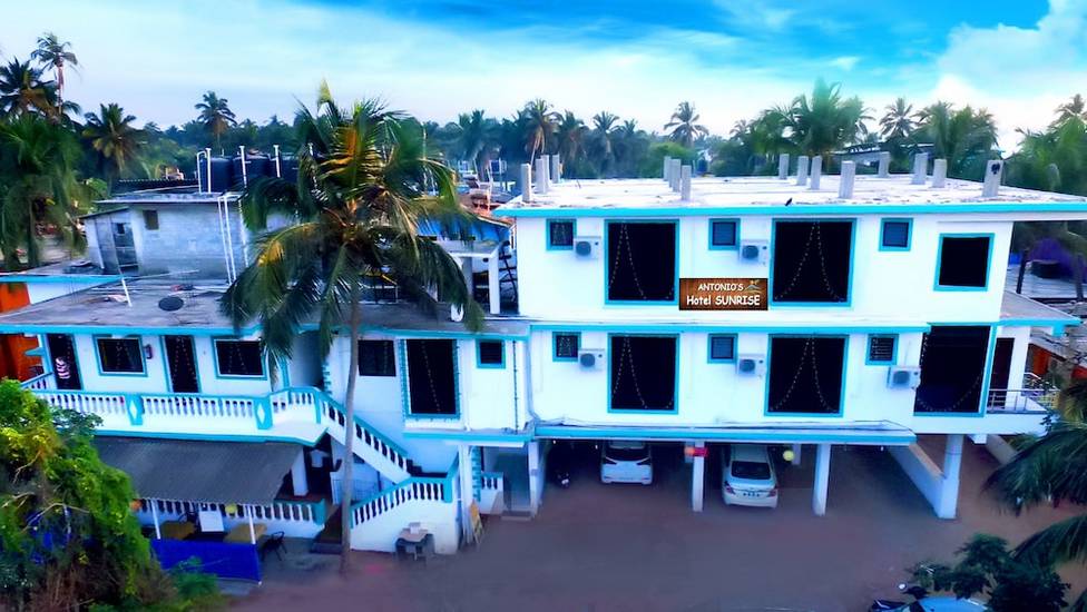 Antonio's Sunrise Hotel 3* Индия, Калангут