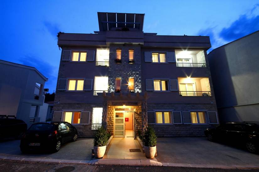 Petrovac Holiday Apartments 3* Черногория, Петровац