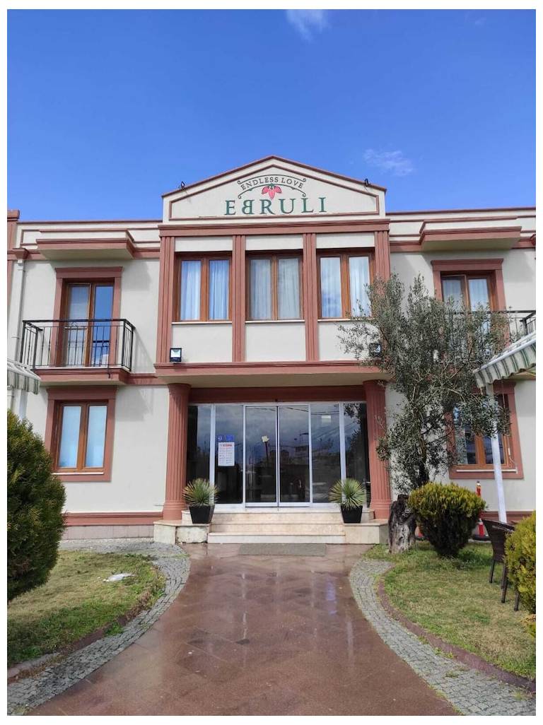 Ebruli Otel Cunda