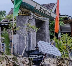 Sunday Huts Lembongan в о. Нуса Лембонган