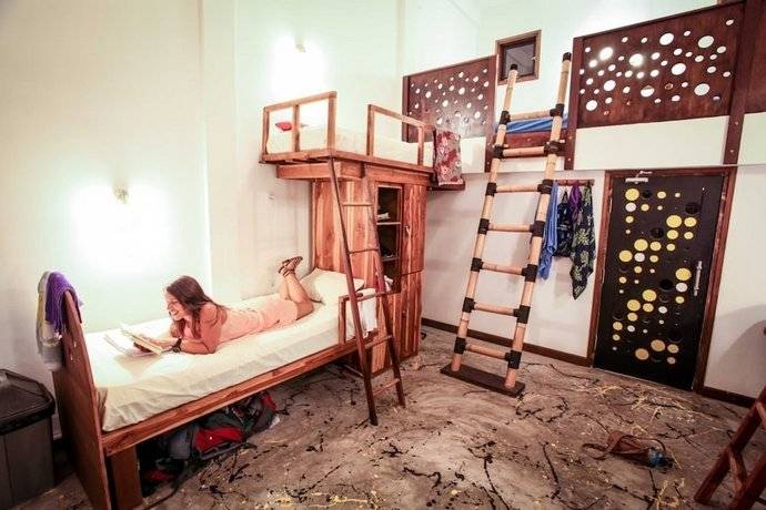 Gili Beach Bum Hostel 2* Индонезия, Ломбок