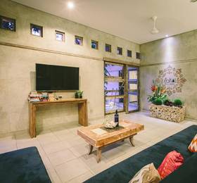 Lokal Bali Hostel в Куте