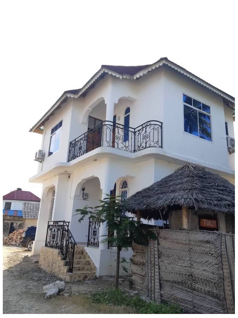 Storm Sailor Villa