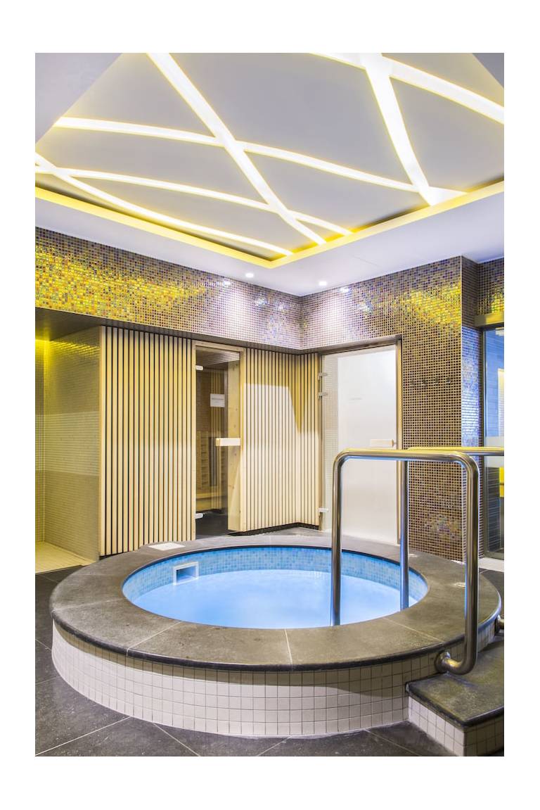 Aura Hotel Adults Only