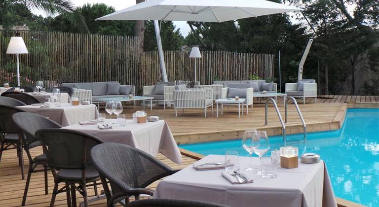 Isulella Hotel