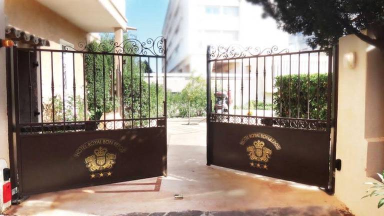 Hotel Royal Bon Repos