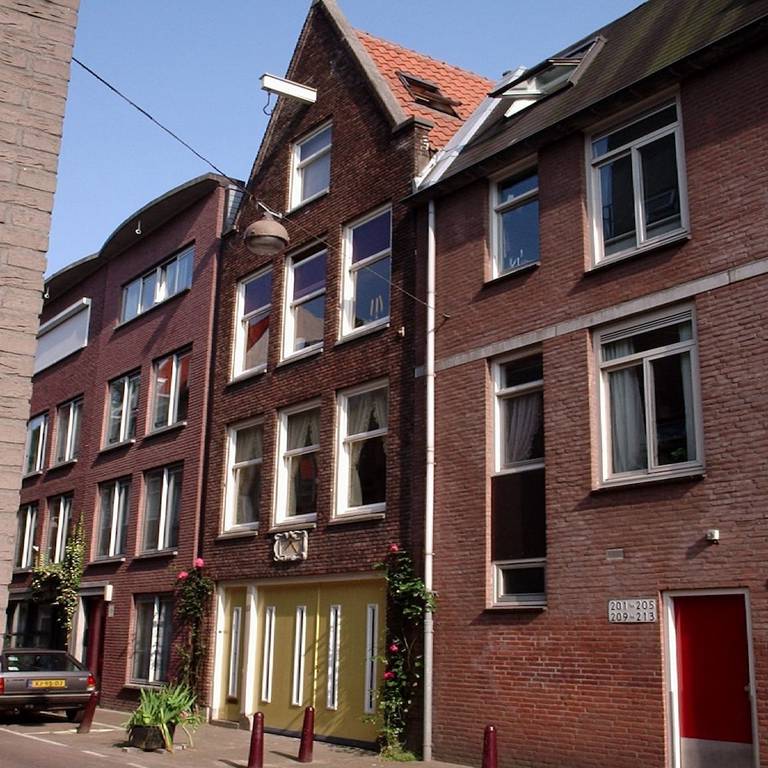 B B Jordaan
