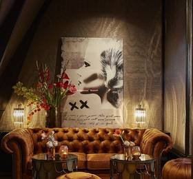 Hotel TwentySeven в Амстердаме