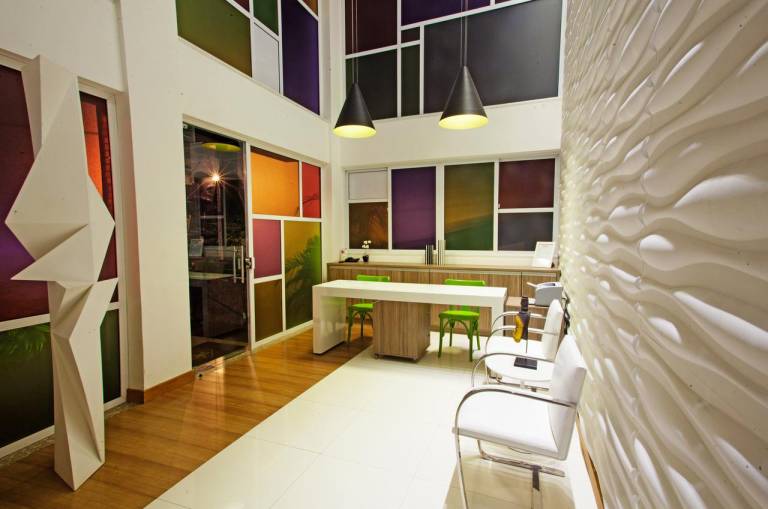 Malibu Plaza Hotel