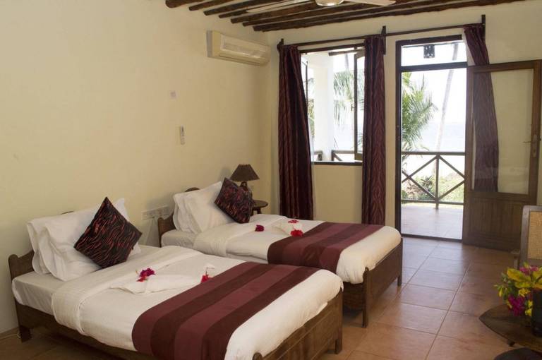 Maars Resort Chwaka