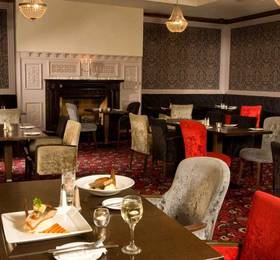 The Green Isle Hotel в Дублине
