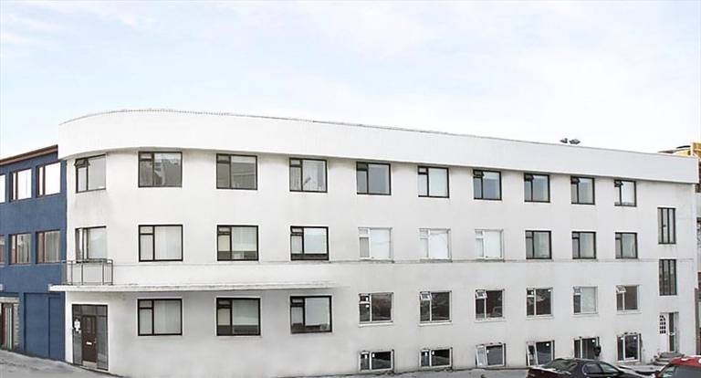 Einholt Apartments