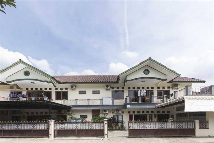 RedDoorz near RS Fatmawati 2* Индонезия, Джакарта